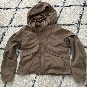 Lululemon rain jacket style size 4